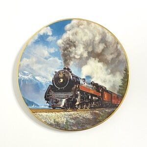 Ted Xaras Art Royal Hudson 2860 First Lady of Steam 1984 Collectible Plate